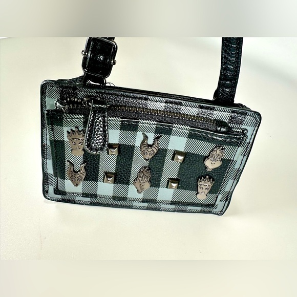 NWT Disney Parks Boutique Villains Checkered Crossbody Bag - Picture 6 of 14